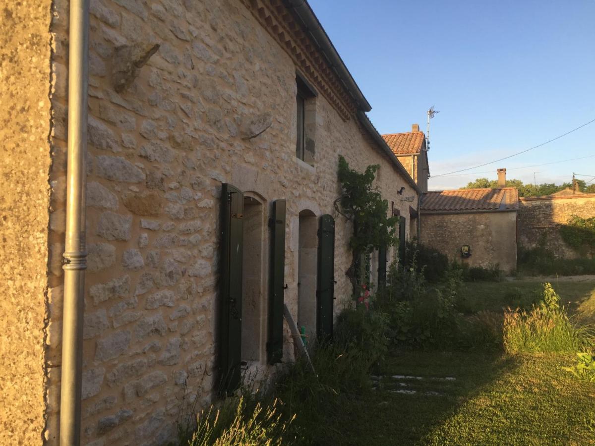 Chai Crann Piorra Saint-Genes-de-Blaye Exterior foto